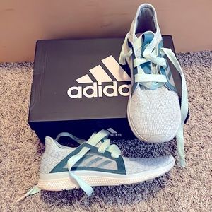 Gently warn adidas bounce green woman shoe